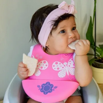 Babador Impermeável Nuby Com Bolso Cata Migalha