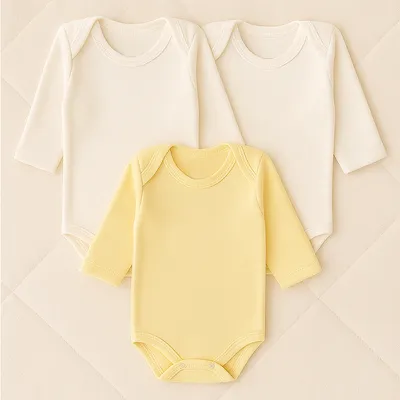 Kit Body Bebê Mub Suedine Liso - 03 Peças Kit Body Bebê Mub Suedine Liso - 03 Peças