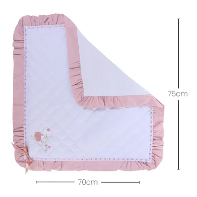 Manta Piquezinho Alexandra Matel Bordado Com Babados Manta Piquezinho Alexandra Matel Bordado Com Babados