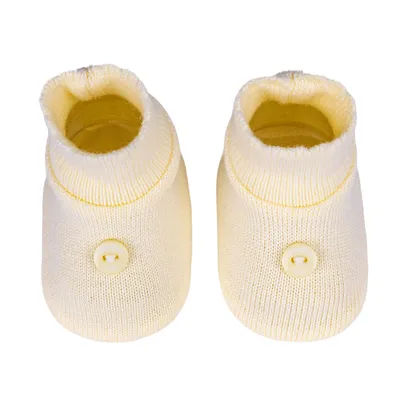 Sapatinho Bebê Sanches Acrílico Com Detalhe Botão Sapatinho Bebê Sanches Acrílico Com Detalhe Botão