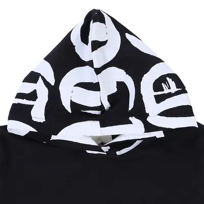 Camiseta Manga Longa Infantil Com Estampa No Capuz E Bolso Camiseta Manga Longa Infantil Com Estampa No Capuz E Bolso