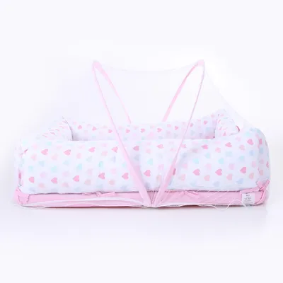 Ninho Redutor Tiquinho Laço E Mosquiteiro Estampa Corações Ninho Redutor Tiquinho Laço E Mosquiteiro Estampa Corações