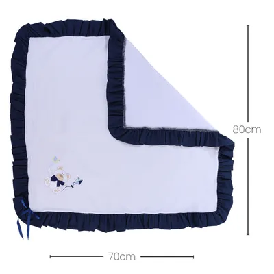 Manta Piquet Bordados Alexandra Com Babado Rebatido Manta Piquet Bordados Alexandra Com Babado Rebatido