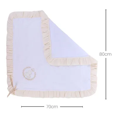 Manta Piquet Bordados Alexandra Com Babado Rebatido Manta Piquet Bordados Alexandra Com Babado Rebatido